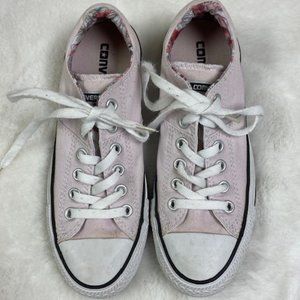 Converse All Star‎ Low Top  Women's Sneakers, size 7